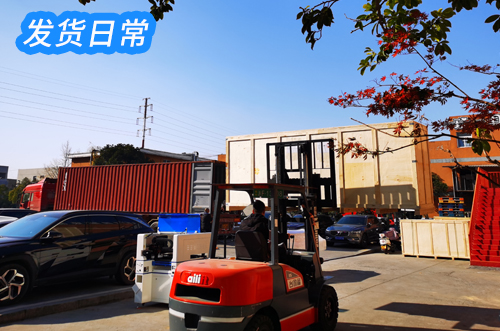 寒冬虽至，愿温暖如故